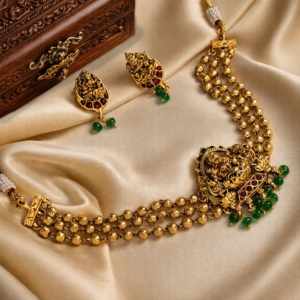 antique-gold-beaded-temple-necklace-set-with-ruby-drop-earrings