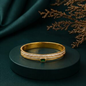 RADIANT TRINITY CUFF