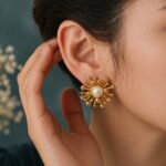 pearl-flare-studs