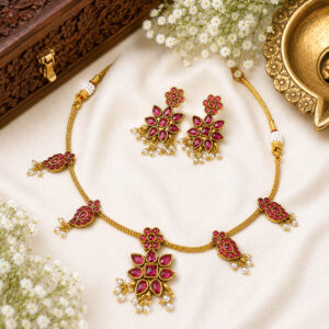 Nakshatra Green Pearl Set