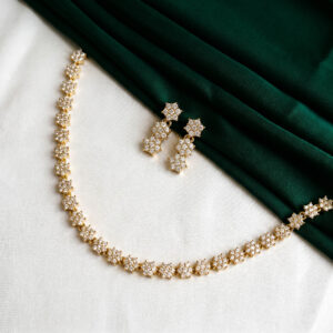 FLOWRAL SIMPLE AD NECKLACE