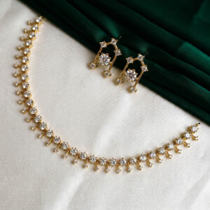 CRISTAL AD NECKLACE