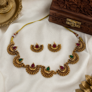 Chandrakor necklace