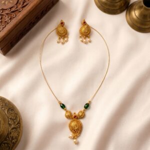 RATNA MANGA PENDANT SET